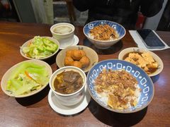 -红猪卤肉饭(大西洋美食城店)