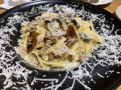 -HELLO 27 意面·沙拉·帕尼尼