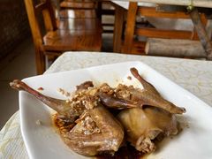 沙姜乳鸽-百利鸽王(紫薇路店)