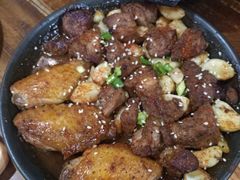 -老东镇啤酒屋海鲜加工·蒸汽海鲜·海鲜烧烤(台东店)