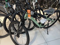 -迪卡侬(高新万达店)