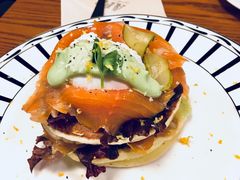 三文鱼松饼水波蛋-AFS Cafe & Canteen(闽江二路店)