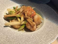 -穹六人间 people 6(岳阳路店)