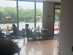 -必胜客(欢乐颂店)
