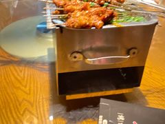 -宫老四·上品烧烤酒店(汉东路店)