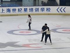 -世纪星滑冰俱乐部(万象城店)