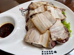 -鸿运美食府