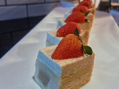 -昆山琶拉帝诗酒店·河畔咖啡厅Riverside Cafe