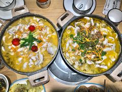 -山城外·非遗酸菜鱼(新都汇融店)