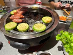 -围炉肉舍丹东海鲜烤肉·烤活鳗(步行街店)