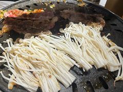 -青瓦餐厅·生鱼片·韩园烤肉(西塔店)