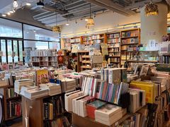 -百老汇电影中心(油麻地店)