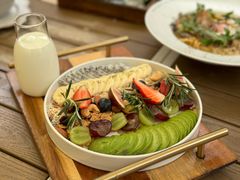 -Mark&Mars Restaurant