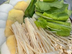 -一品山珍野生菌养身火锅(瑞丽市文蚌路店)