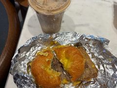 -Peet's 皮爷咖啡(海雅缤纷城店)