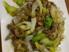 葱爆羊肉-正宗开封黄家灌汤小笼包子