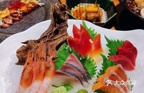 Sashimi Platter (Five Varieties)