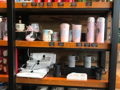 零售区-星巴克(湛江国贸大厦店)