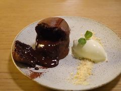 熔岩巧克力蛋糕配冰淇淋-EN SPACE恩空间