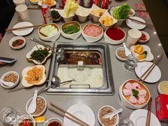 -海底捞火锅(旭辉MALL店)