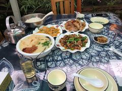 -瑞丰园庭院餐厅·白族传统家常菜