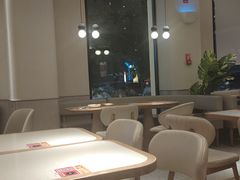 -必胜客(阿罗海店)