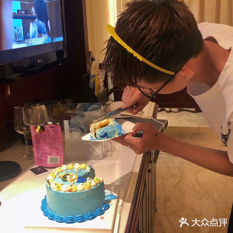 适合送男生的定制款生日蛋糕🎂图案超可爱~