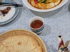 -汗腾格里·风味餐厅(新疆驻京办店)