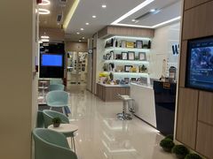 -维乐口腔(美维云门诊陆家嘴店)