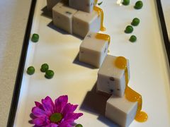 -八府香鸭·啫啫煲(华山路店)