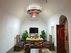 -采薇庄园四季滑雪场