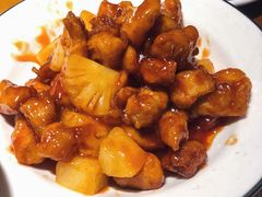 菠萝咕噜肉-鑫小城故事·砂锅·排骨藕汤(兴业路店)