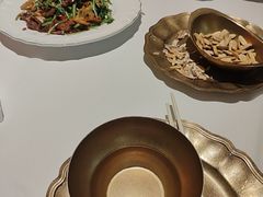 -桂满陇·手作小笼包&江南叫花鸡(中山公园店)