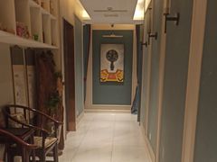 -莱蔻·圣灸堂·推拿艾灸(天山店)