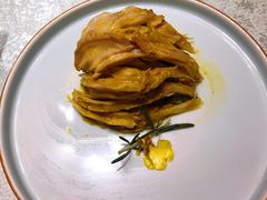 黄芥末鲜鸭掌-大碗居·烤鸭·鱼头泡饼(天坛东门店)