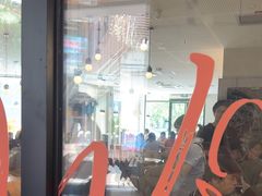 -必胜客(阿罗海店)