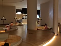 -涨巢·潮玩水疗局