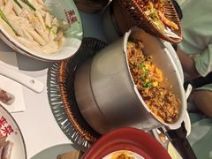 -莲餐厅·湖北菜·潜江小龙虾店(愚园路店)