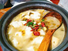 -周鱼小馆石锅酸菜鱼(活力汇店)