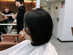 -I+造型烫发染发