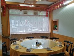 包厢-1910老鲁味海鲜·戳子肉·青岛菜(金沙滩店)