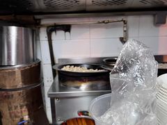 -胡记锅贴·沪上游子老鸭粉丝汤(太原路店)
