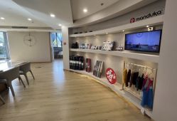 -酉嘉瑜伽YO+YOGA