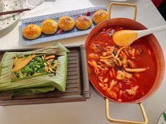 -沿途四季·云南菜·诗酒茶(蓝色港湾店)