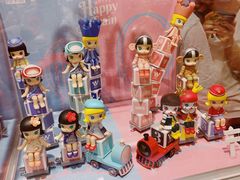 -泡泡玛特POPMART(天环购物中心店)