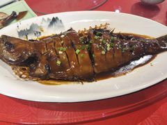 红烧碟鱼-魁盛居百年鲁菜馆(中林路店)