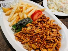 鸡肉哆呐薯条-Mevlana梅夫娜土耳其餐厅·清真