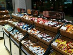 -来伊份1038(新村路三店)