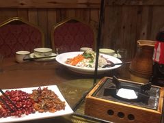 -老滇山寨•云南特色菜•地方菜•民族风情歌舞表演(金碧店)