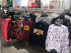 -H&M(天一广场店)